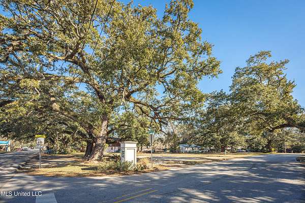 0.5 Acres of Residential Land for Sale in Ocean Springs, Mississippi