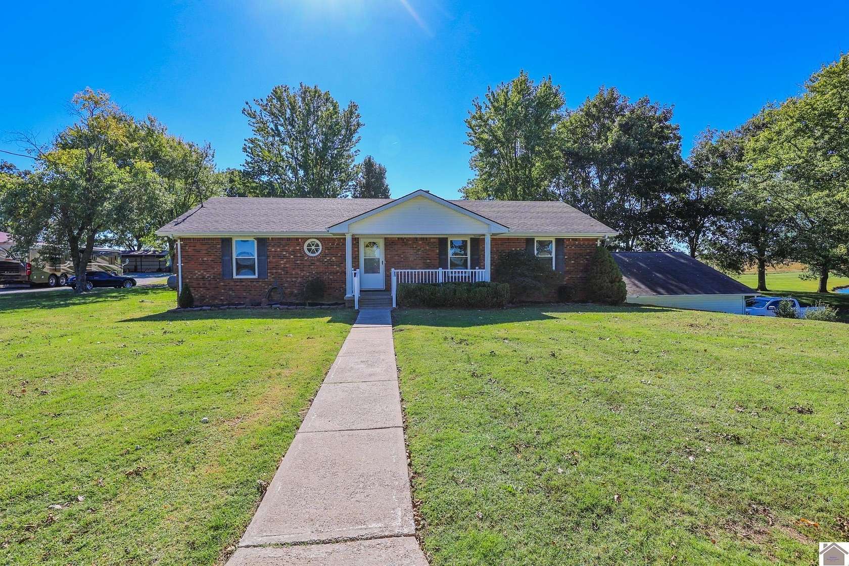 9 Acres of Land with Home for Sale in Bardwell, Kentucky