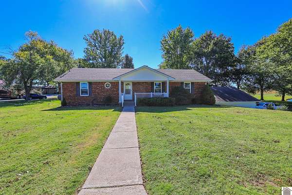 9 Acres of Land with Home for Sale in Bardwell, Kentucky