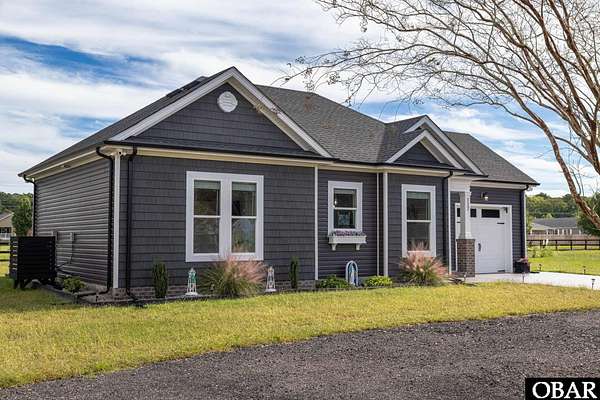 1.5 Acres of Residential Land with Home for Sale in Coinjock, North Carolina