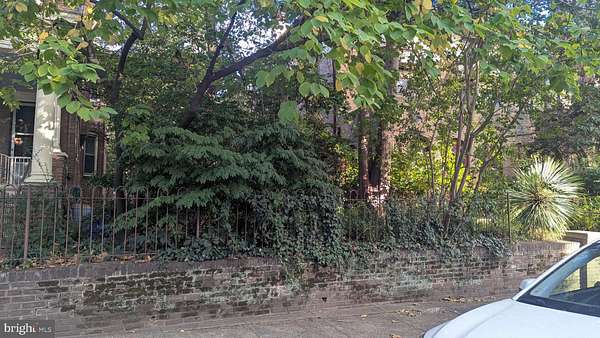 0.05 Acres of Residential Land for Sale in Philadelphia, Pennsylvania