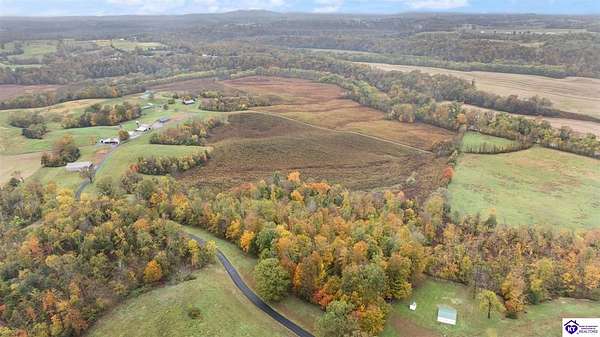 142 Acres of Land with Home for Sale in Greensburg, Kentucky