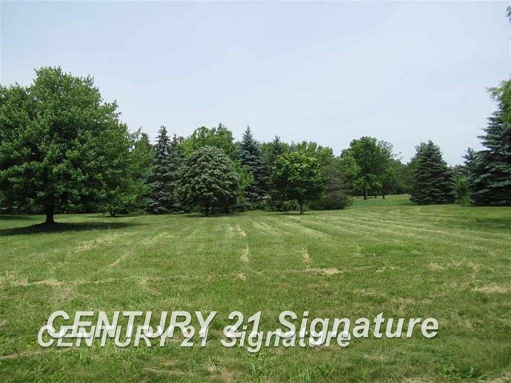 0.5 Acres of Residential Land for Sale in Saginaw, Michigan