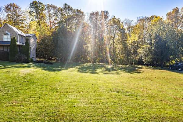 1 Acre of Residential Land for Sale in Nicholasville, Kentucky