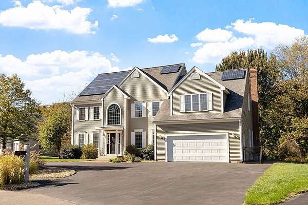 1.54 Acres of Residential Land with Home for Sale in Leominster, Massachusetts