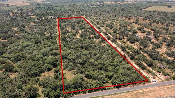 14 Acres of Land for Sale in Poteet, Texas