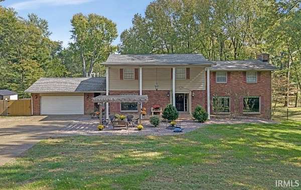 1.84 Acres of Residential Land with Home for Sale in Newburgh, Indiana