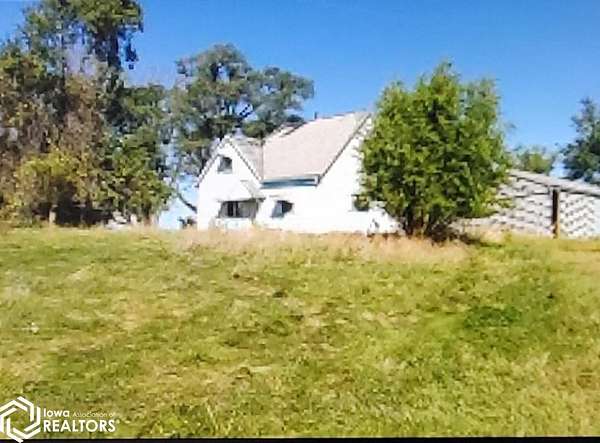 3.8 Acres of Residential Land with Home for Sale in Corydon, Iowa