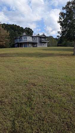 112 Acres of Agricultural Land with Home for Lease in Ten Mile, Tennessee