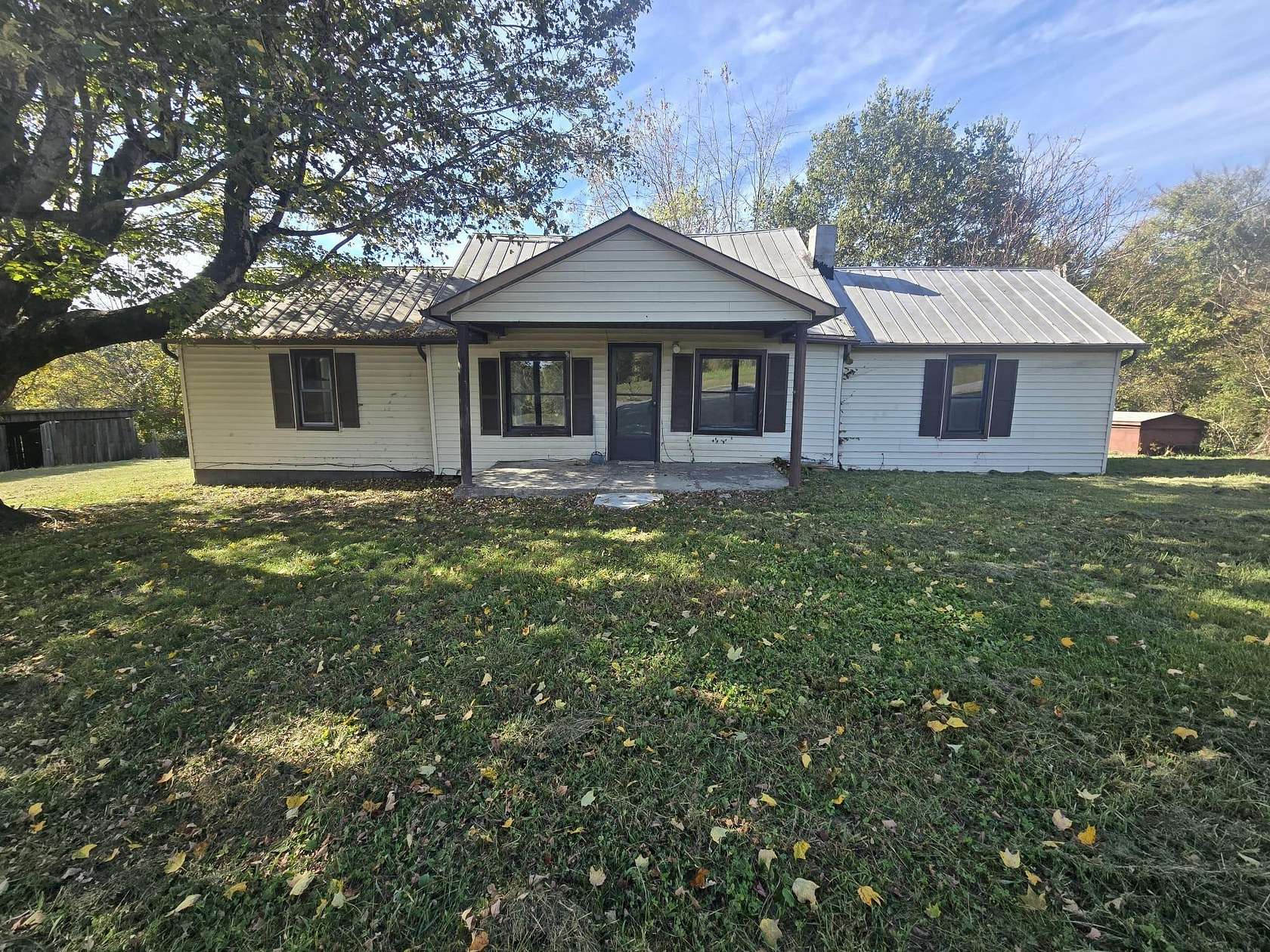 4 Acres of Residential Land with Home for Sale in Rutledge, Tennessee