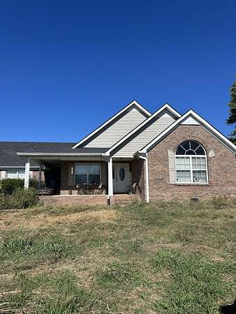 5 Acres of Residential Land with Home for Sale in Chapel Hill, Tennessee