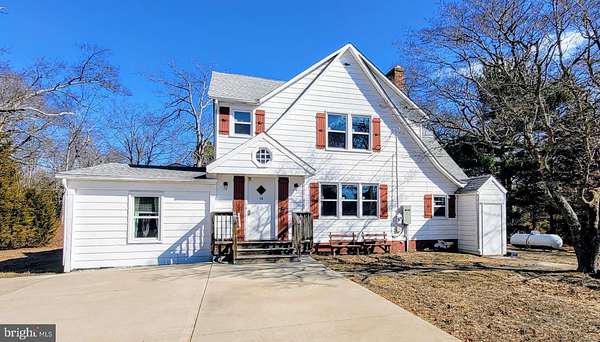 5 Acres of Residential Land with Home for Sale in Dorothy, New Jersey