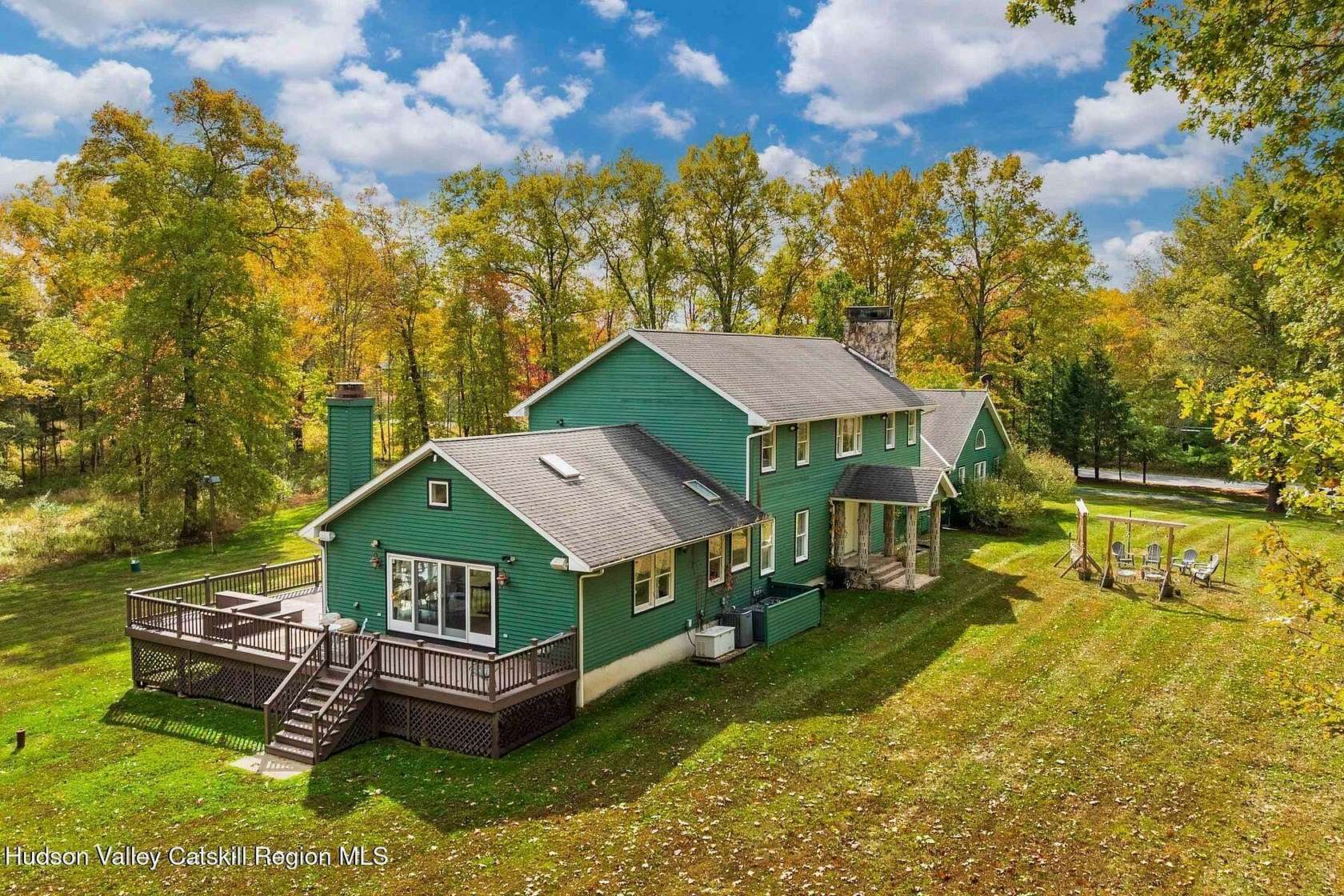 3 Acres of Land with Home for Sale in Gardiner, New York