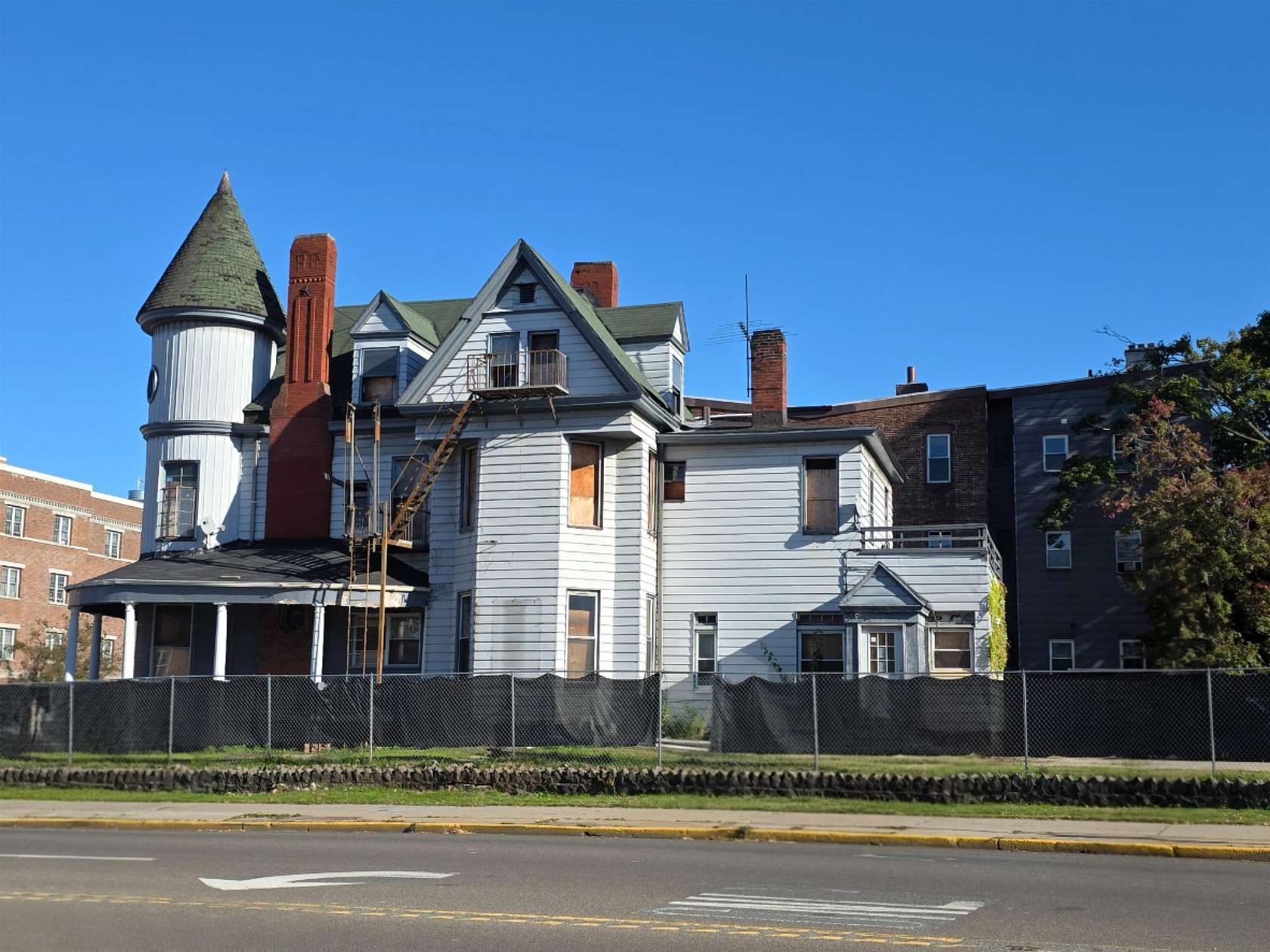 0.14 Acres of Mixed-Use Land for Sale in Jersey City, New Jersey