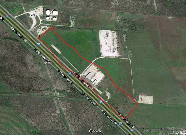 8.48 Acres of Commercial Land for Sale in Three Rivers, Texas
