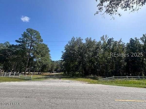 2 Acres of Residential Land for Sale in Ridgeland, South Carolina