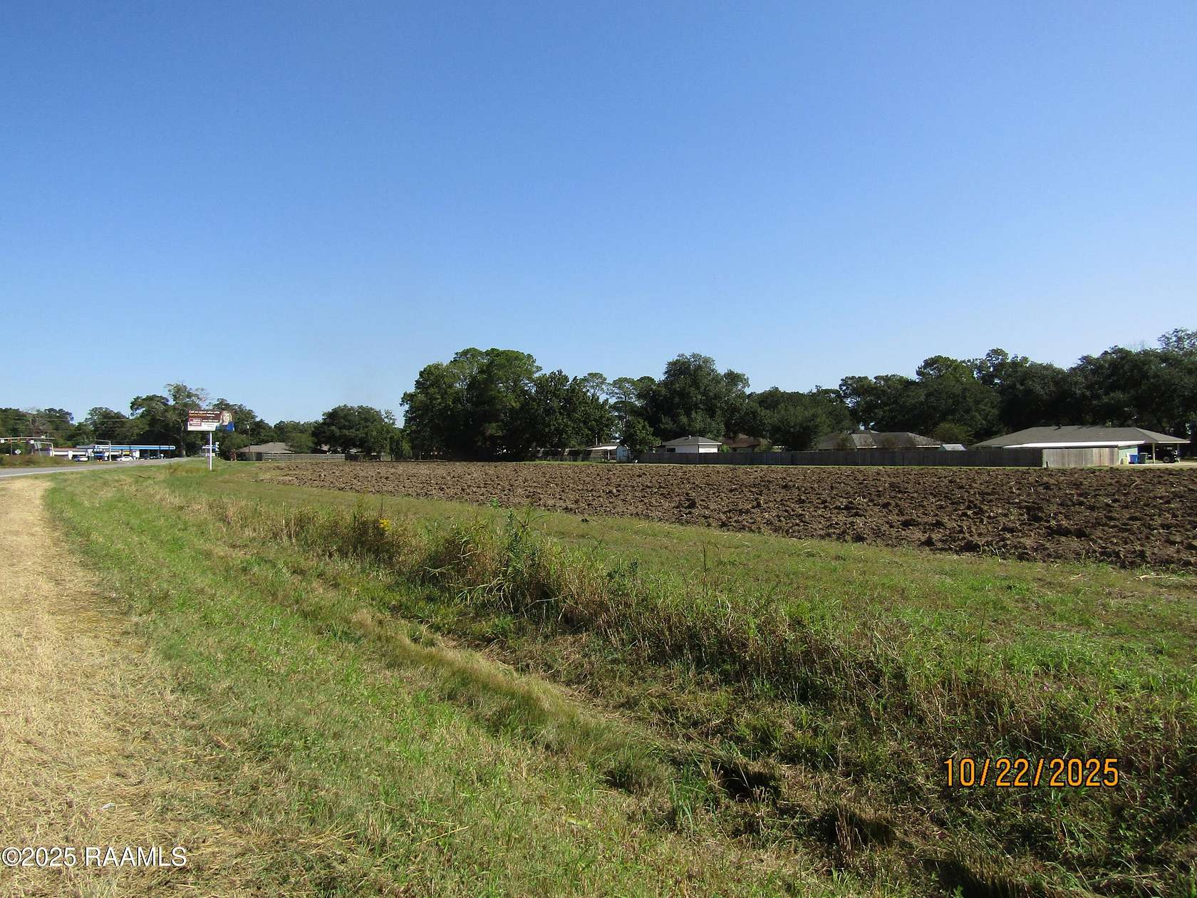 2 Acres of Commercial Land for Sale in New Iberia, Louisiana