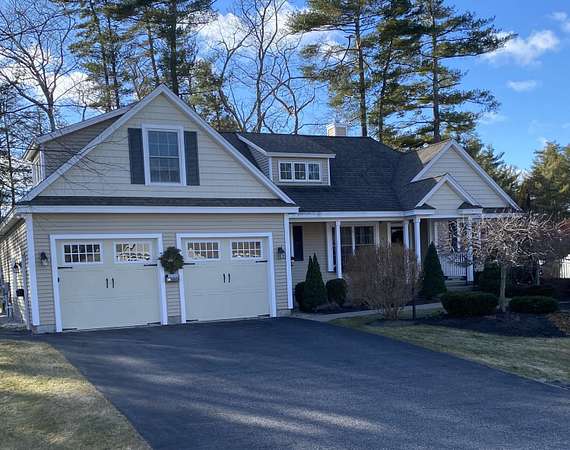 1.52 Acres of Residential Land with Home for Sale in Alfred, Maine