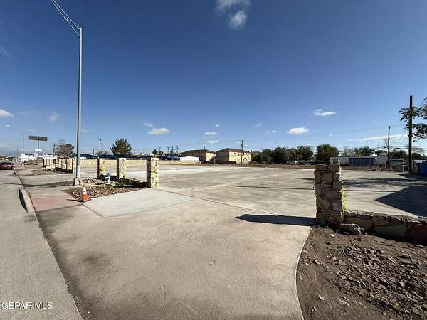 0.9 Acres of Commercial Land for Lease in El Paso, Texas