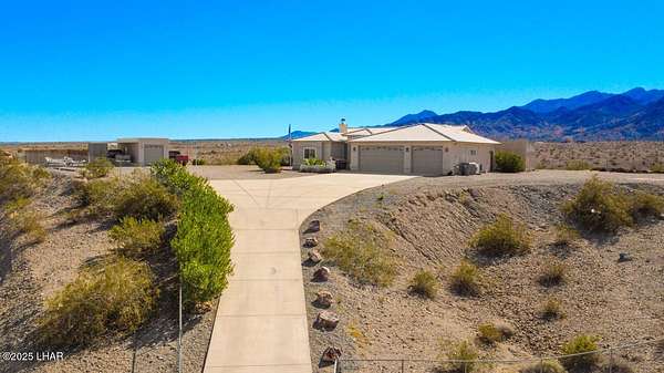 2 Acres of Residential Land with Home for Sale in Lake Havasu City, Arizona