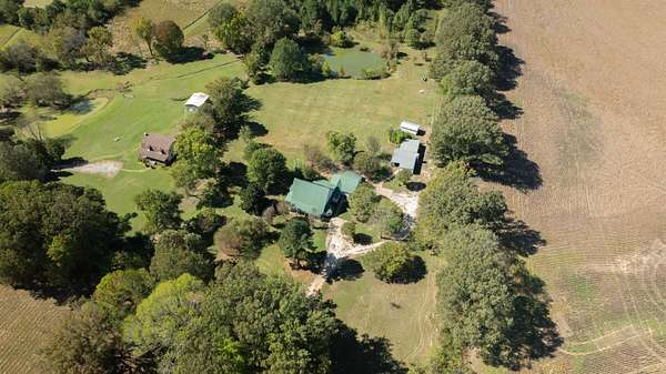 10 Acres of Recreational Land with Home for Sale in Oakland, Tennessee