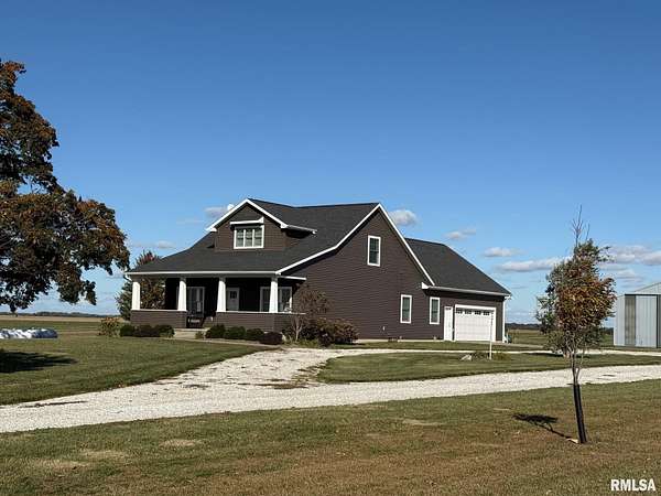 1.76 Acres of Residential Land with Home for Sale in Pleasant Plains, Illinois