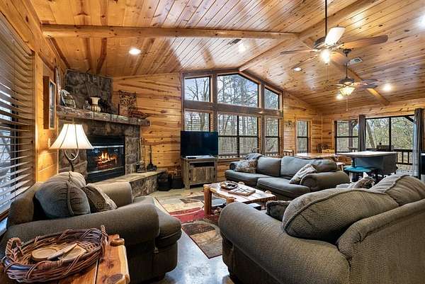 2.4 Acres of Residential Land with Home for Sale in Broken Bow, Oklahoma