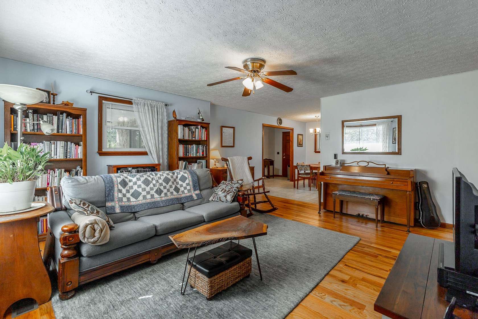 4.7 Acres of Residential Land with Home for Sale in Sequatchie, Tennessee