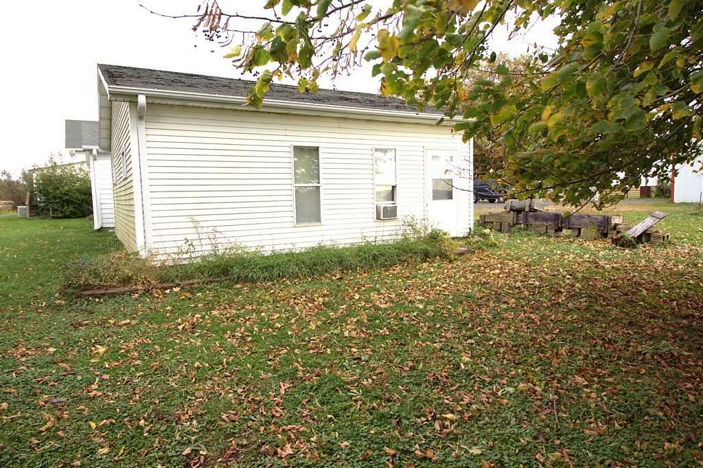 3.54 Acres of Residential Land with Home for Sale in Gowrie, Iowa