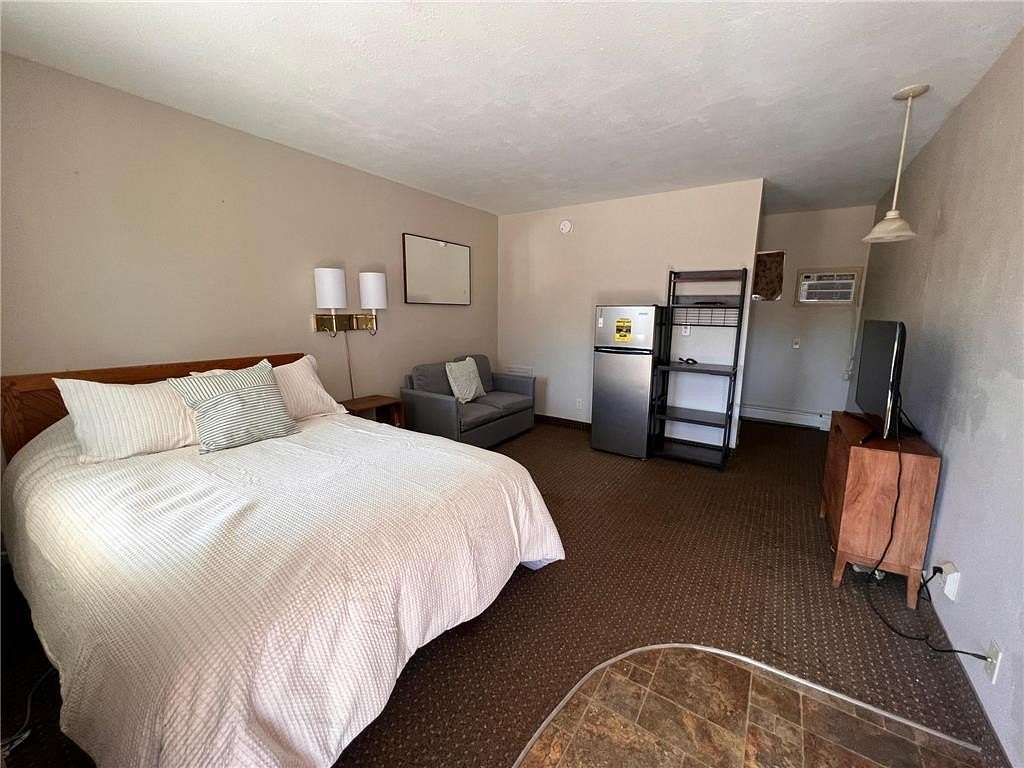 2.1 Acres of Mixed-Use Land for Sale in Tracy, Minnesota