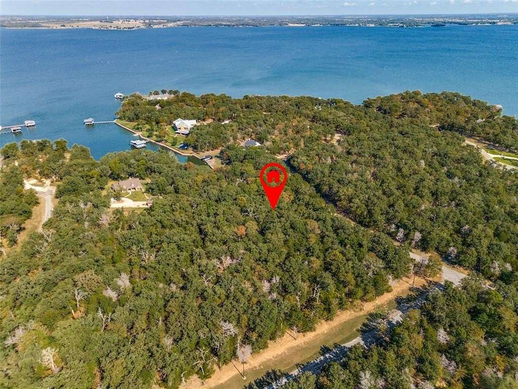 5 Acres of Residential Land for Sale in Streetman, Texas