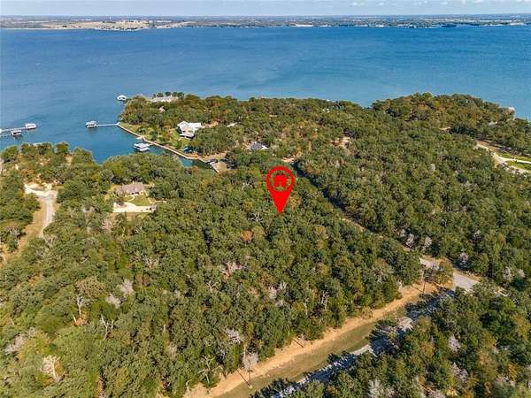 5 Acres of Residential Land for Sale in Streetman, Texas