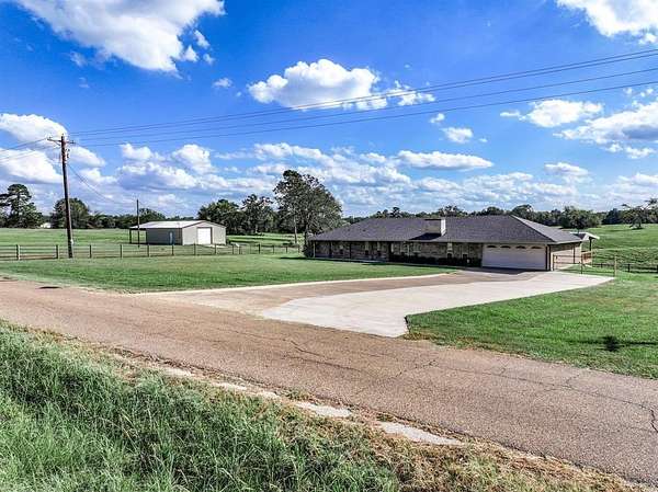 1.66 Acres of Residential Land with Home for Sale in Mount Pleasant, Texas