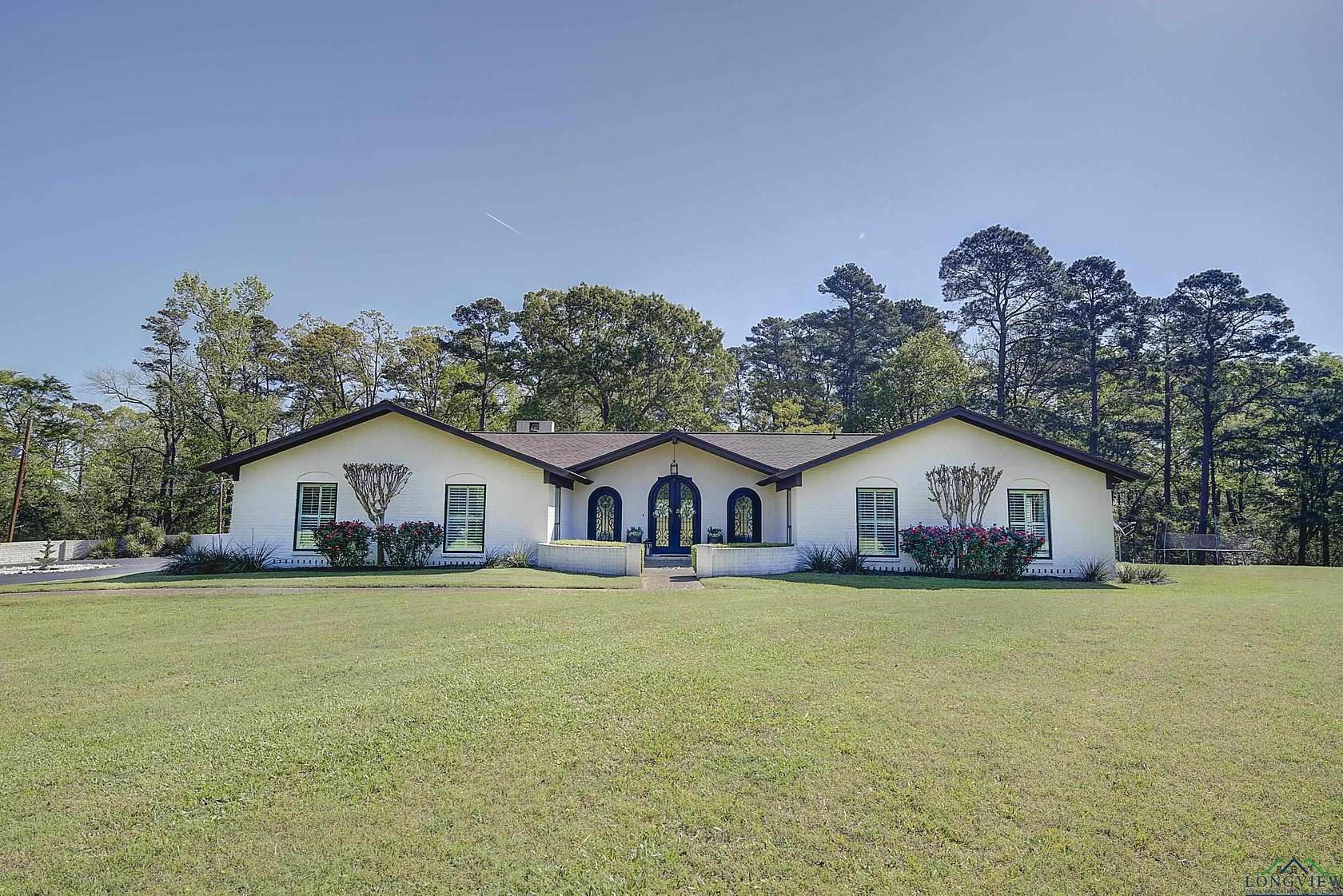 21.8 Acres of Land with Home for Sale in Atlanta, Texas