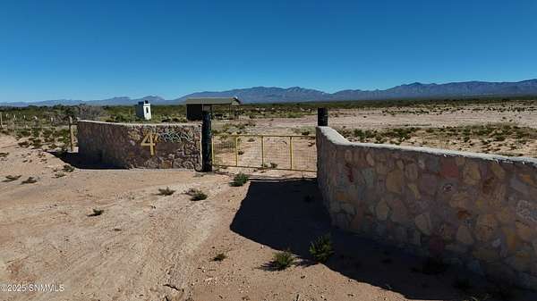 10 Acres of Residential Land for Sale in Las Cruces, New Mexico
