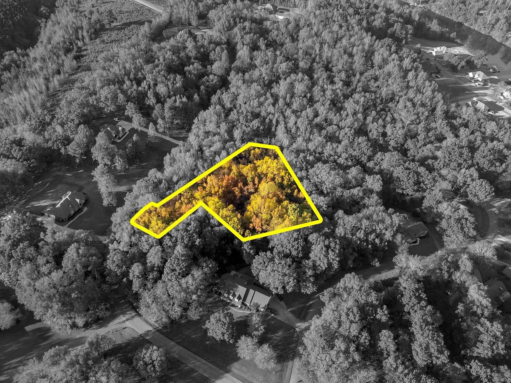 1.25 Acres of Residential Land for Sale in Killen, Alabama