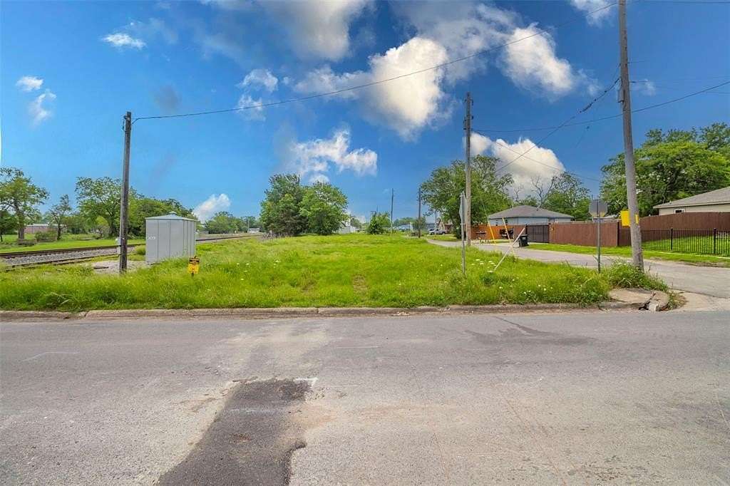 0.07 Acres of Land for Sale in Greenville, Texas