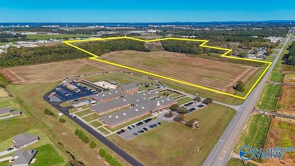 136 Acres of Land for Sale in Trinity, Alabama