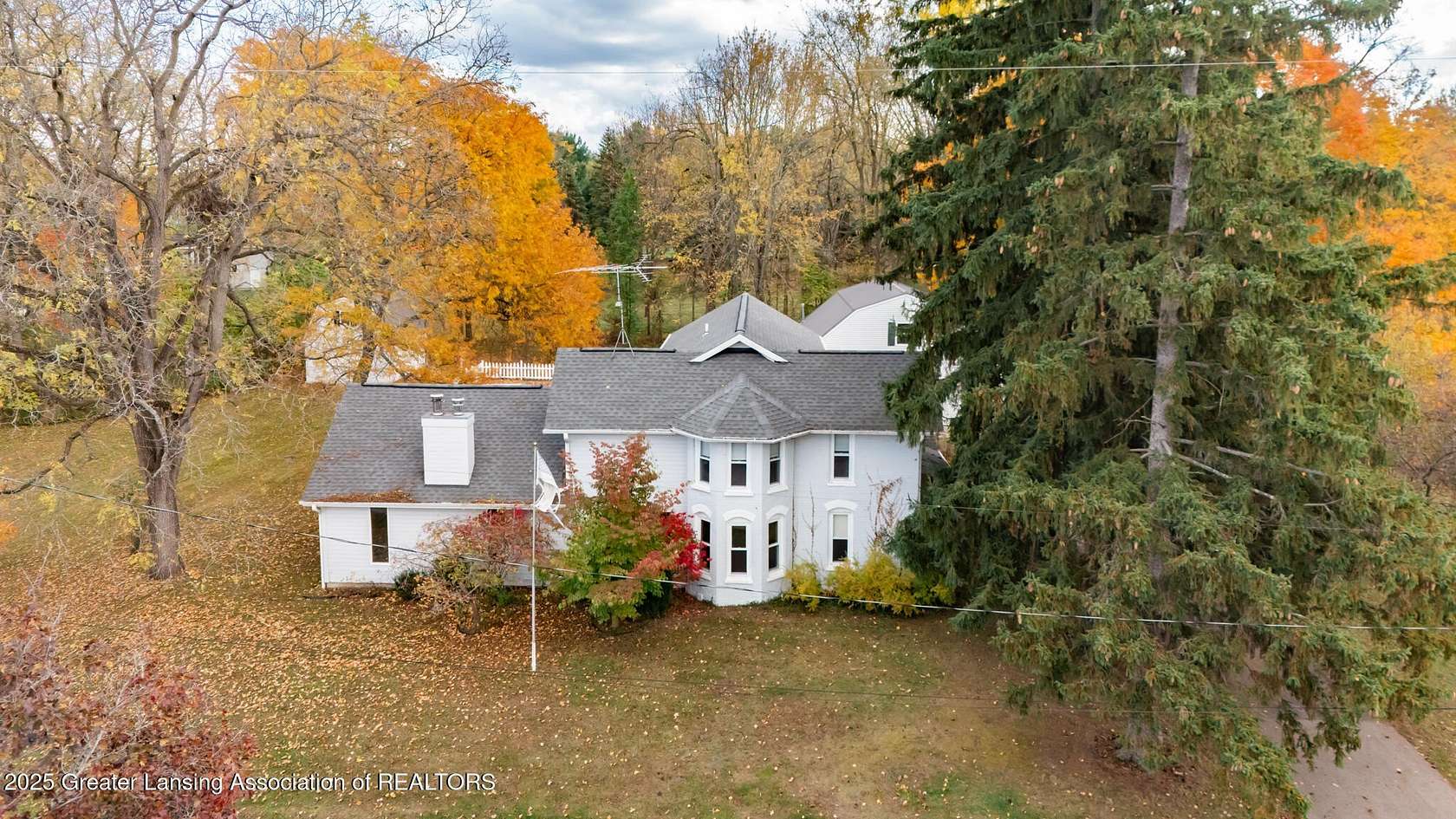 2.27 Acres of Residential Land with Home for Sale in Laingsburg, Michigan