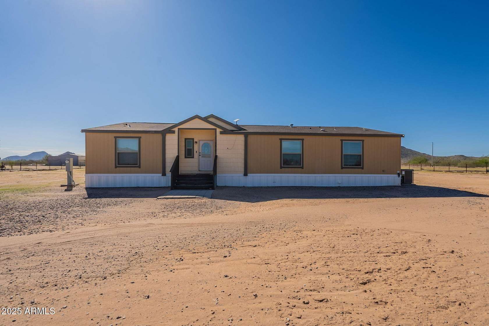 1.86 Acres of Residential Land with Home for Sale in Maricopa, Arizona