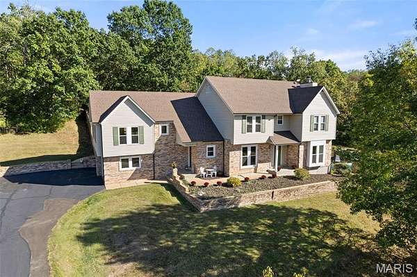 5.25 Acres of Residential Land with Home for Sale in Pacific, Missouri