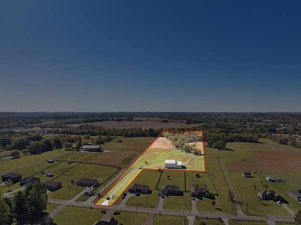 16 Acres of Improved Land for Sale in Portland, Tennessee