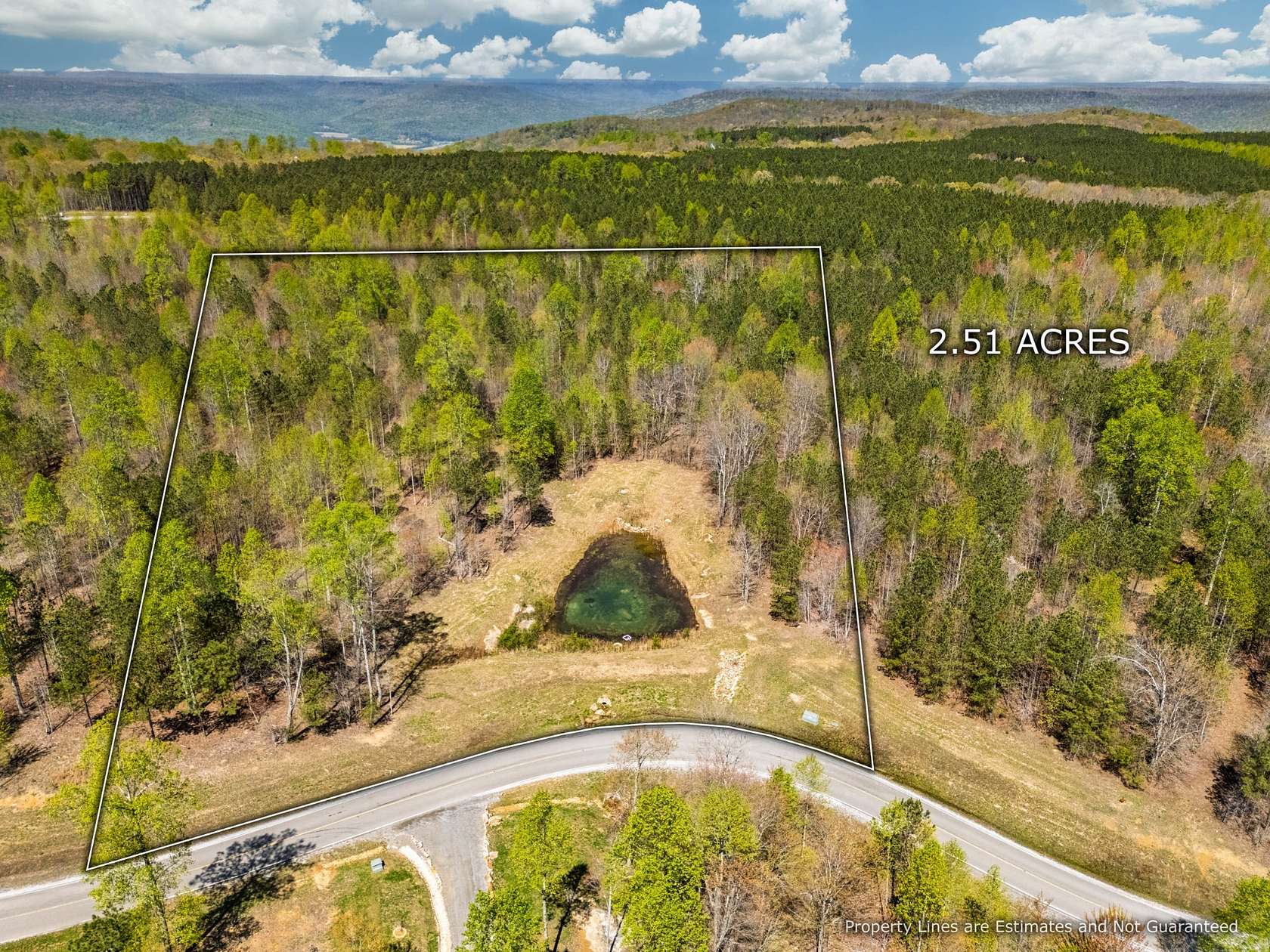 2.5 Acres of Residential Land for Sale in Jasper, Tennessee