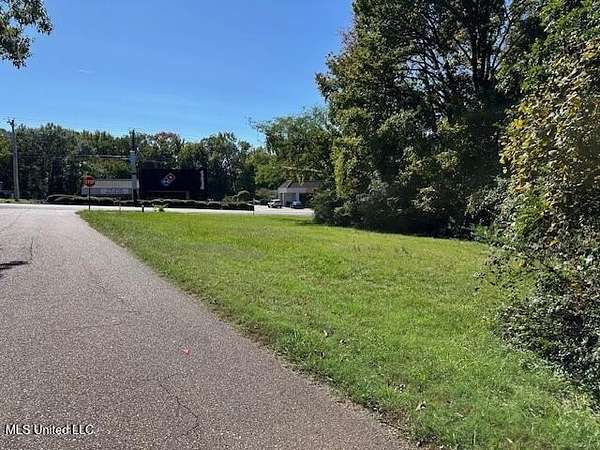 0.74 Acres of Commercial Land for Sale in Olive Branch, Mississippi