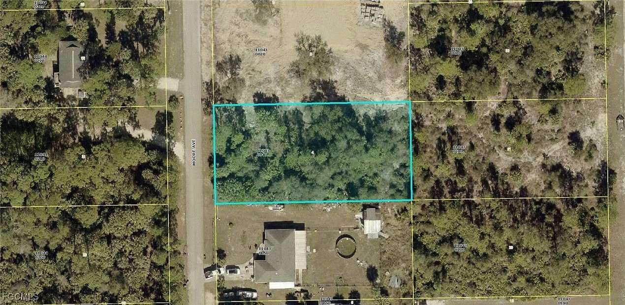 0.5 Acres of Residential Land for Sale in Alva, Florida