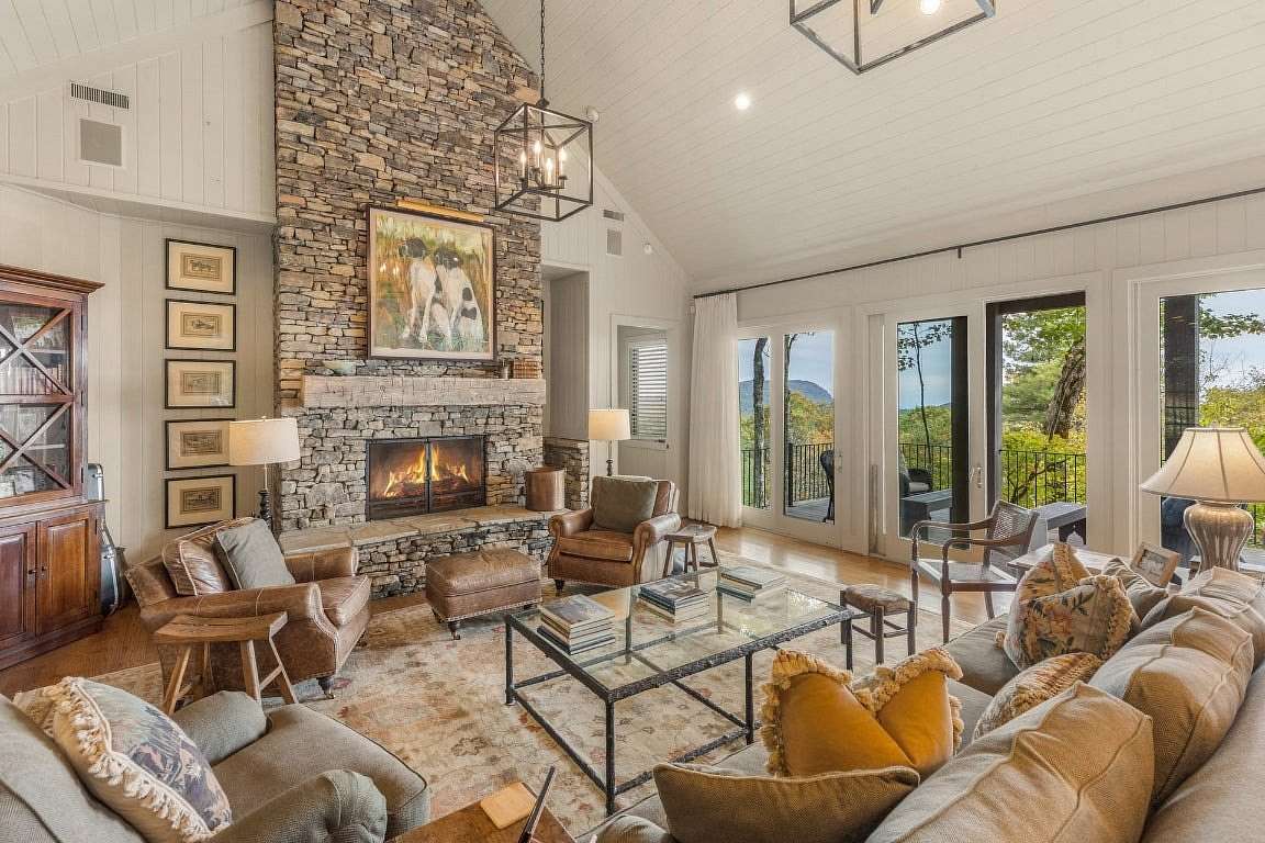 2.12 Acres of Residential Land with Home for Sale in Highlands, North Carolina