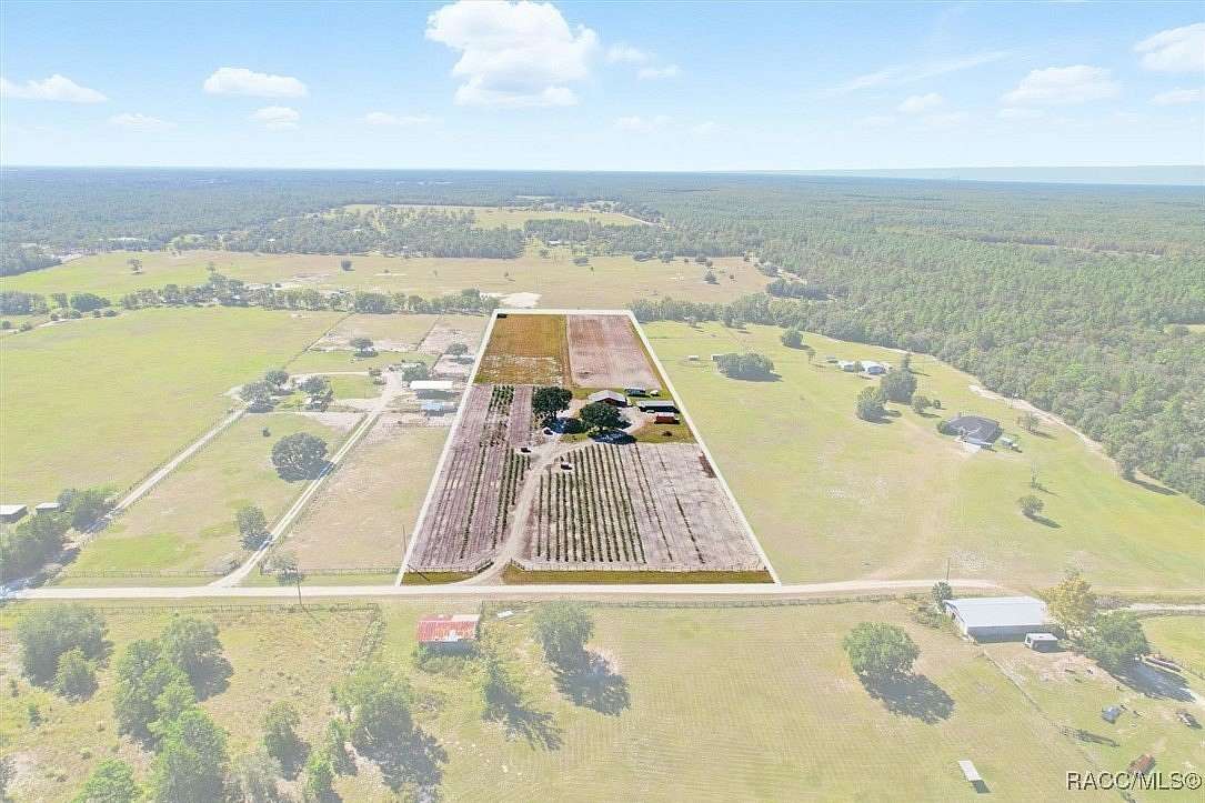 10 Acres of Land with Home for Sale in Dunnellon, Florida