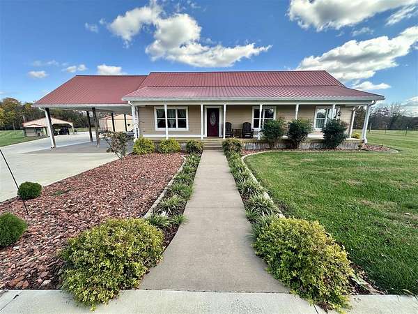 25.7 Acres of Agricultural Land with Home for Sale in Franklin, Kentucky