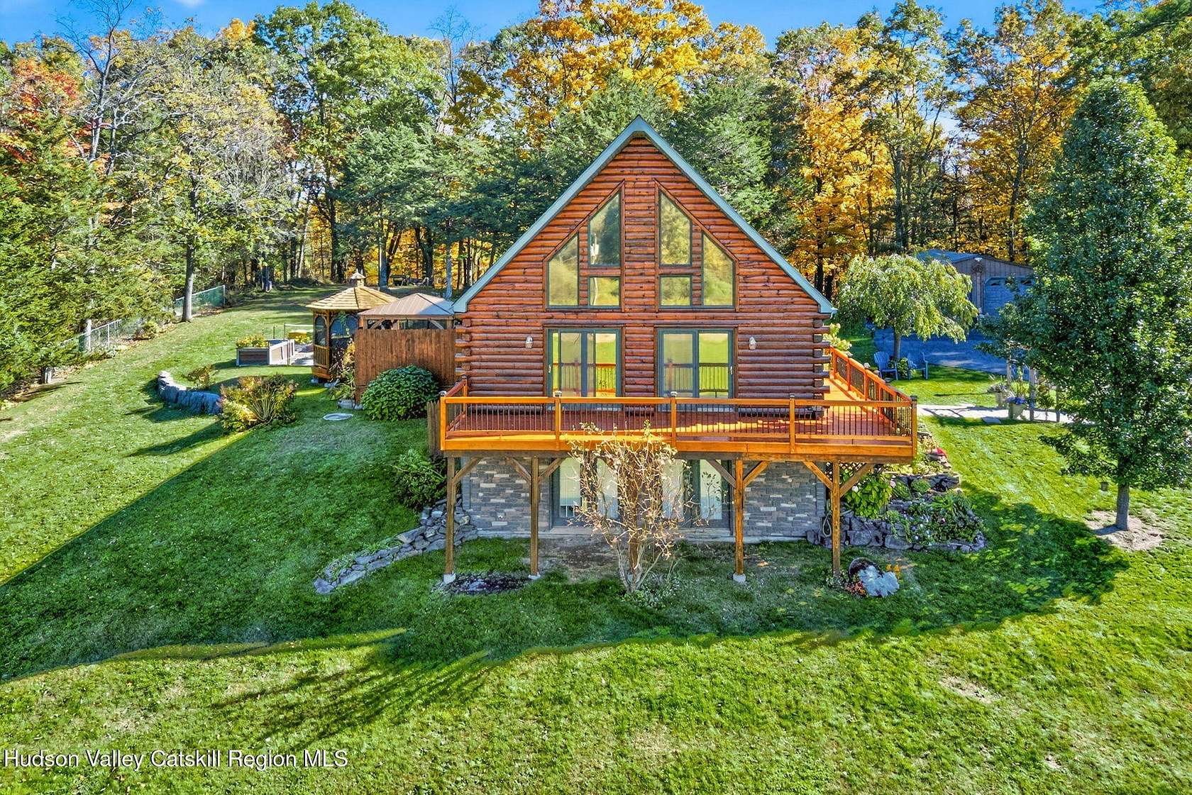 2.7 Acres of Land with Home for Sale in Coxsackie, New York