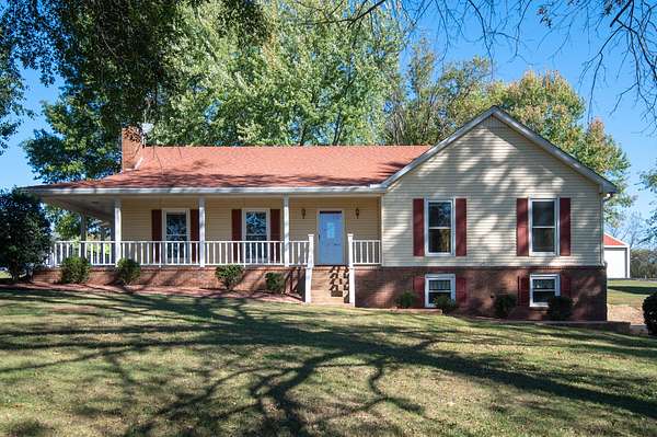 3.75 Acres of Residential Land with Home for Sale in Portland, Tennessee